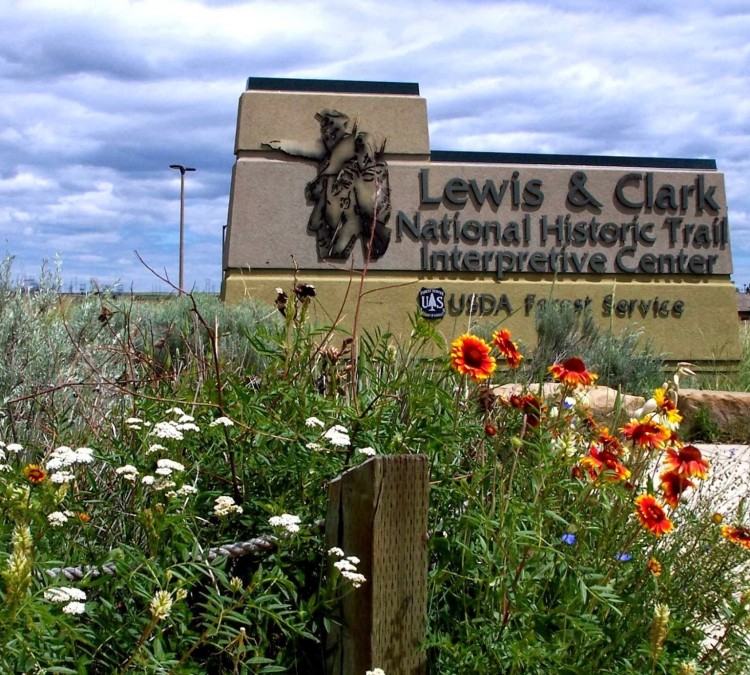 the-lewis-and-clark-interpretive-center-photo